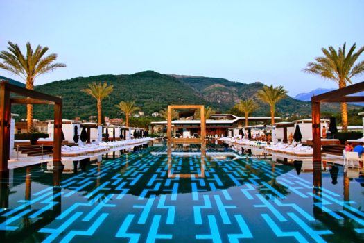 Piscine Puro Beacj Porto Montenegro
