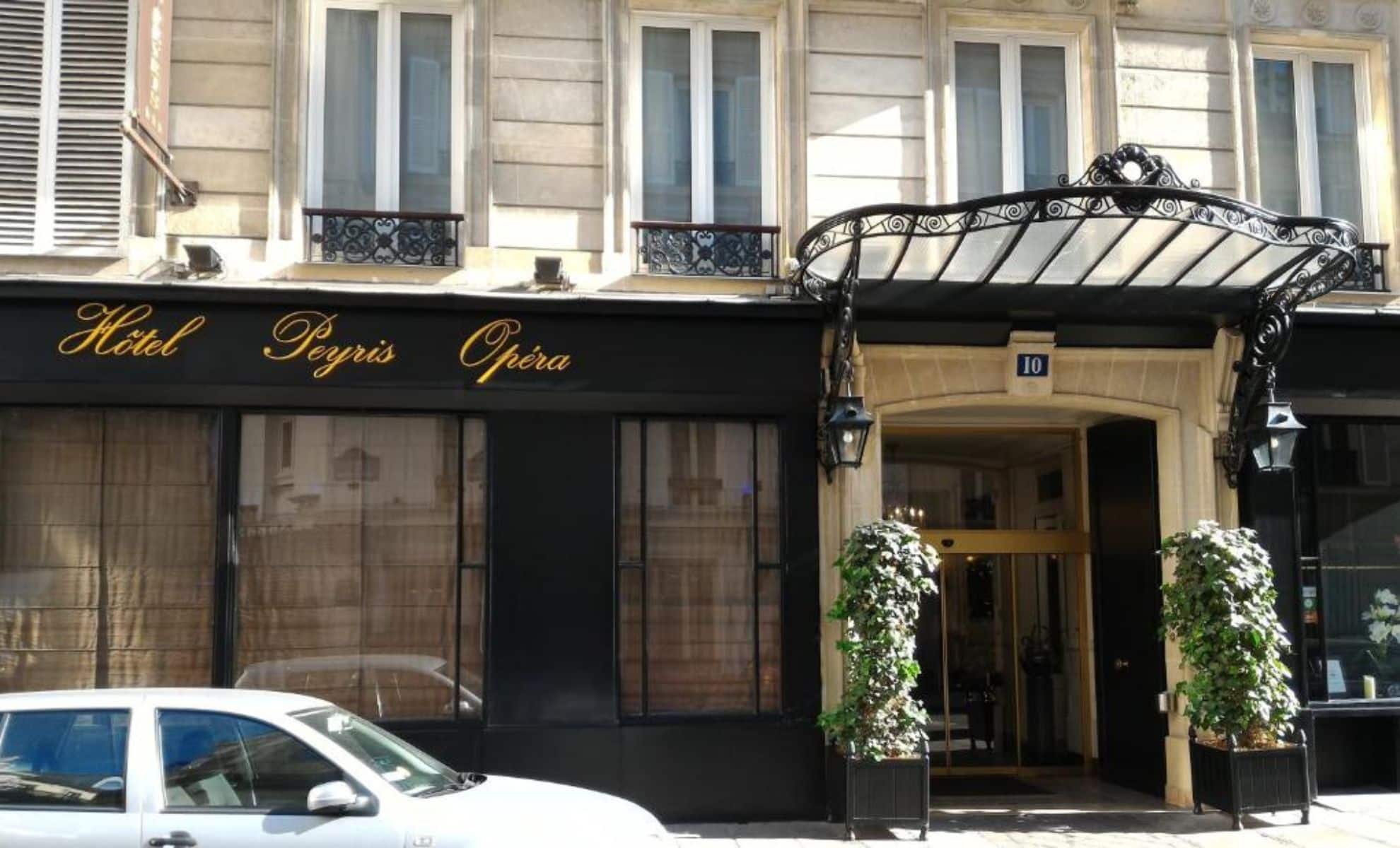 Façade de l'Hôtel Peyris Opera
