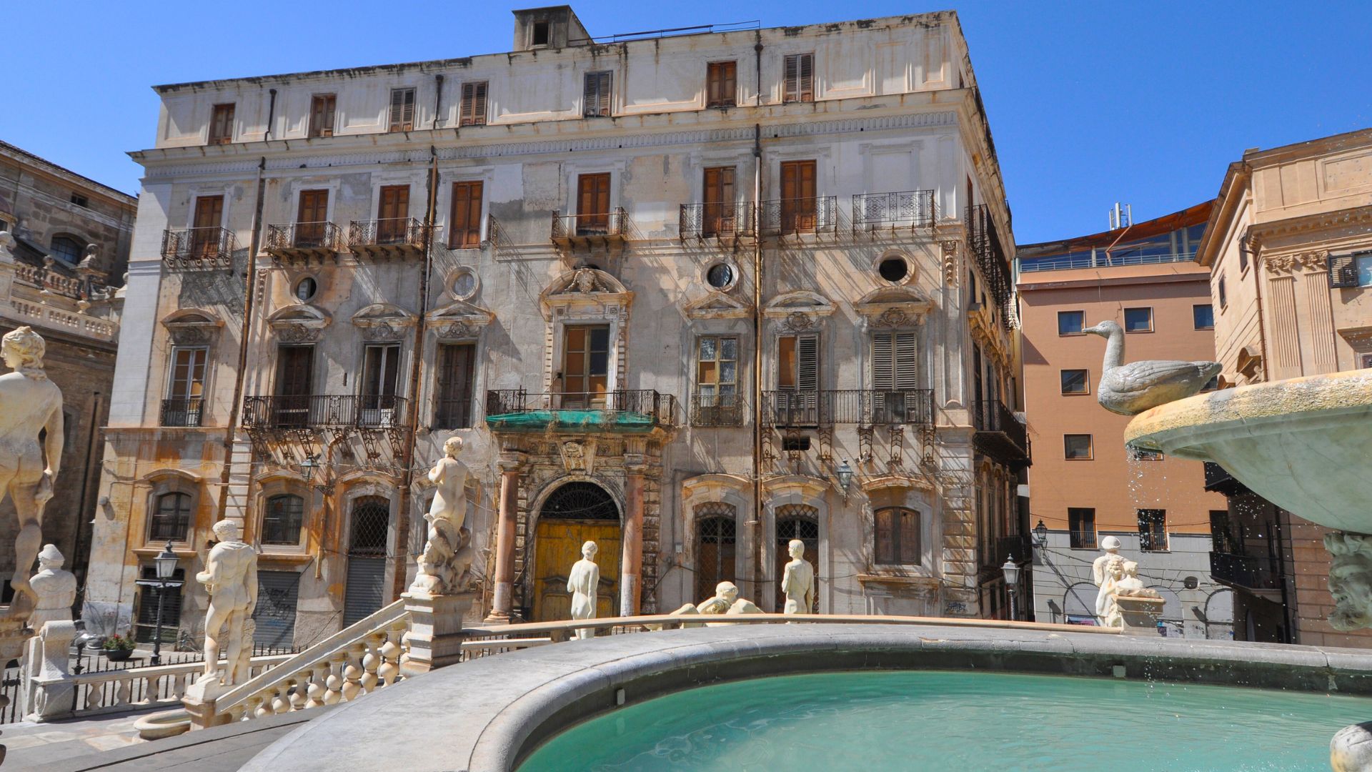 La Piazza Pretoria, Palerme, Italie