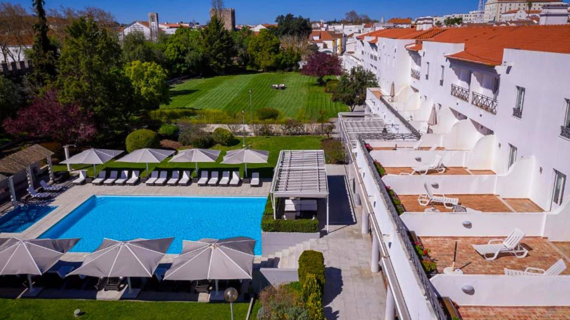Le M'AR De AR Aqueduto, Évora, Portugal