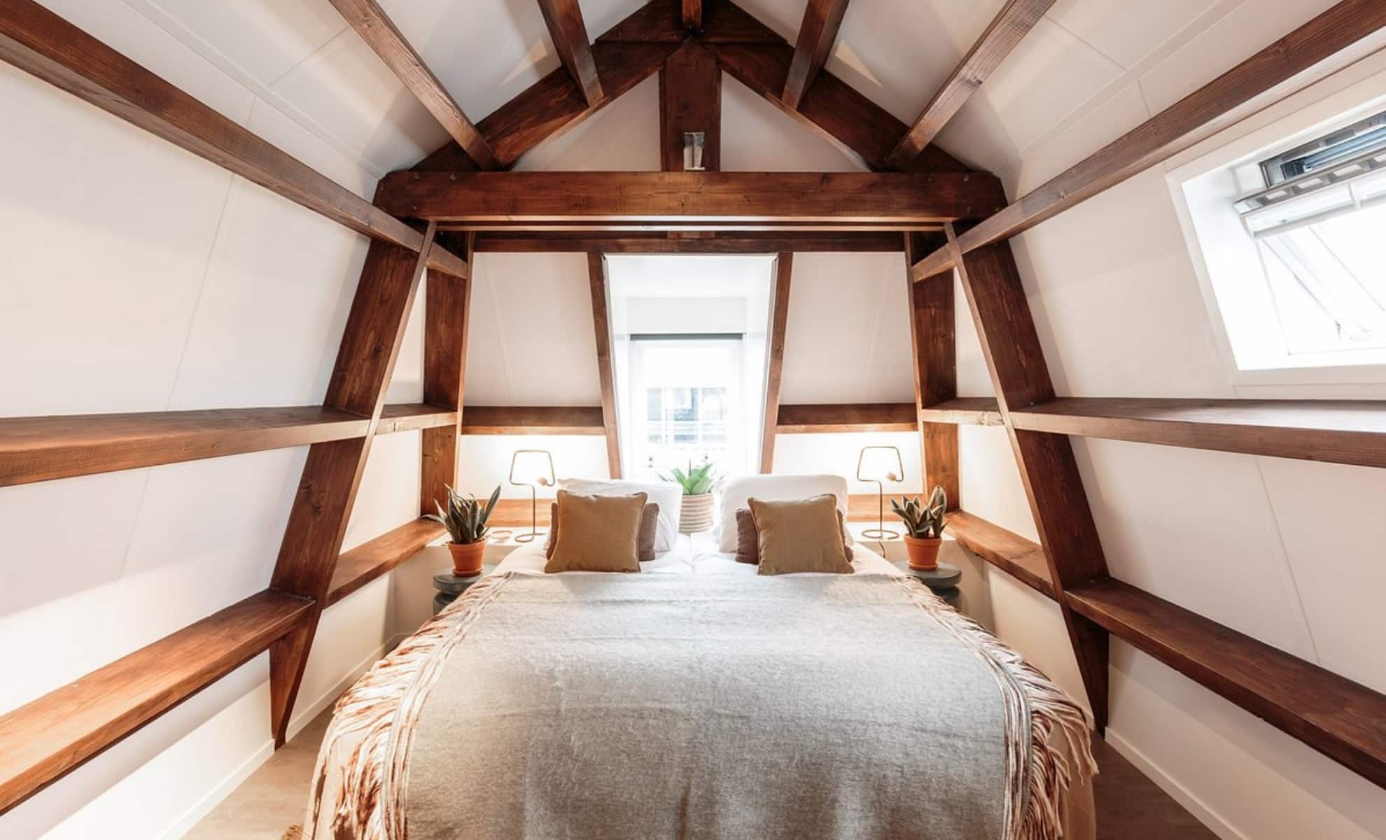 L'une des chambres de l'hôtel Dwars, Amsterdam, Pays-Bas