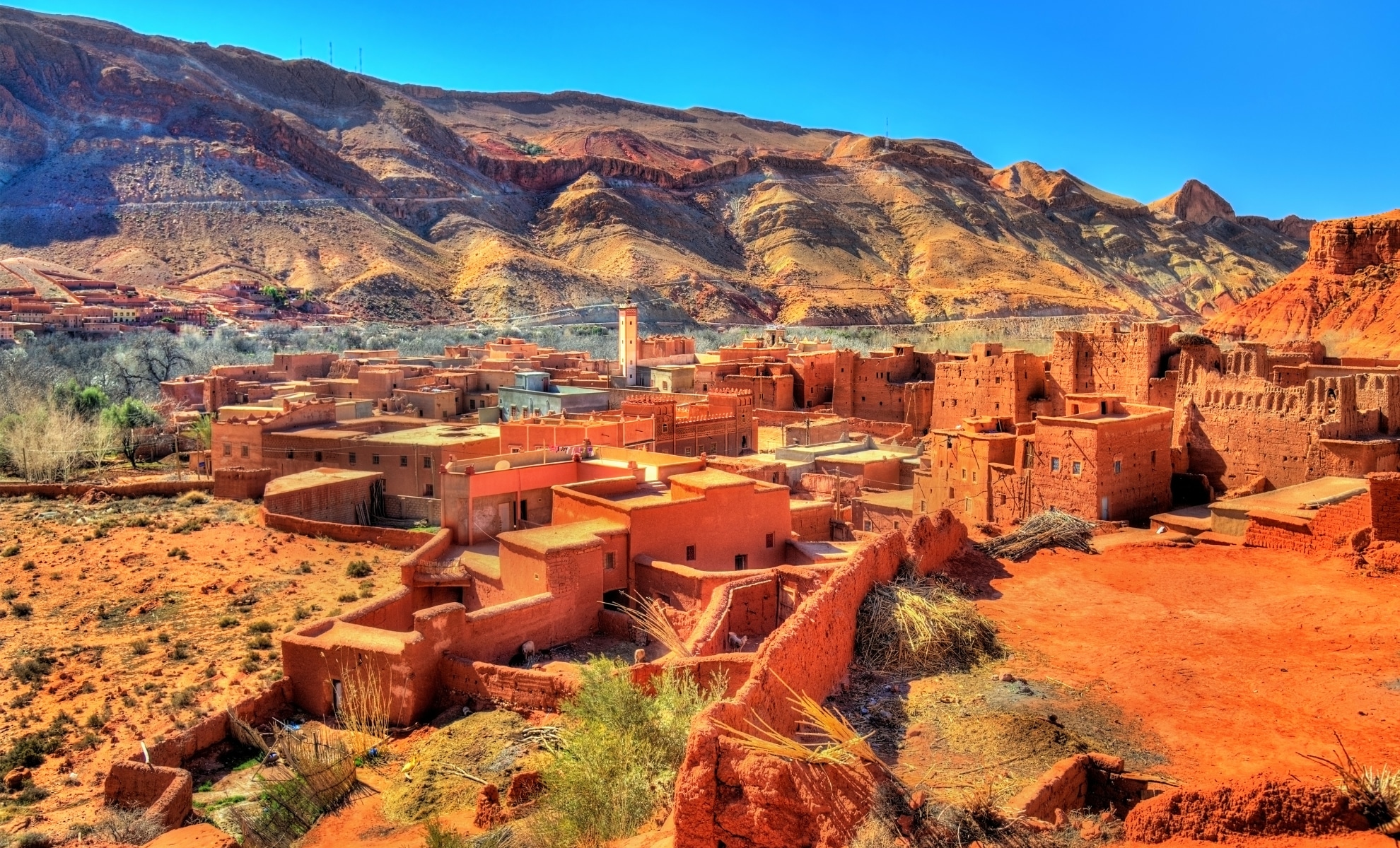 Village Bou Tharar, la vallée des Roses, Maroc